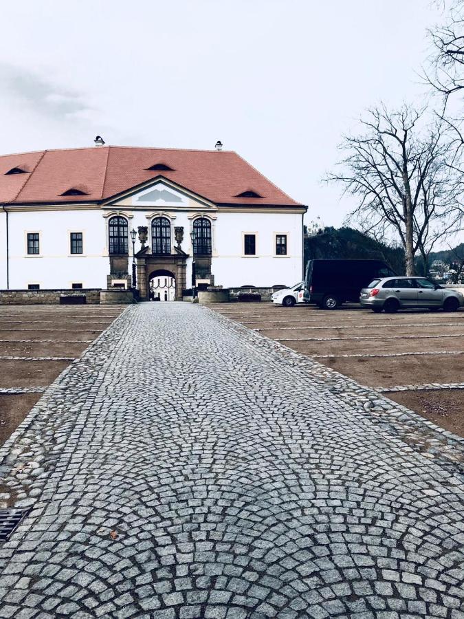 Apartmán Domov Děčín Esterno foto